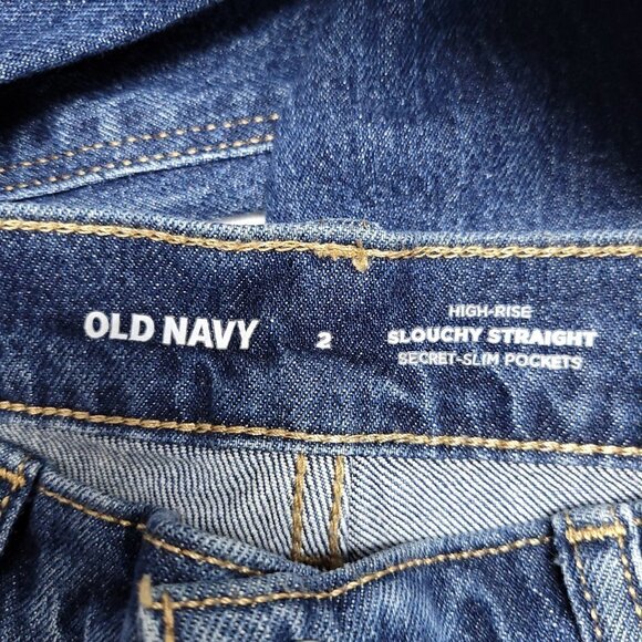 NWT Old Navy Womens Distressed Mid Rise Button Fly Jeans Size 2 Slouchy - Picture 8 of 10